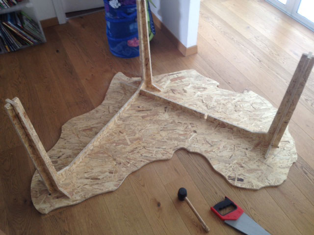 mounting the table