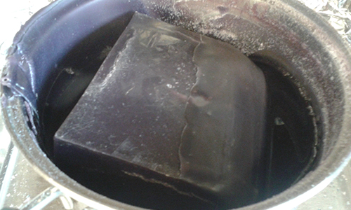 unmelted wax block