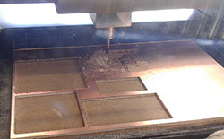 Modela machine working: