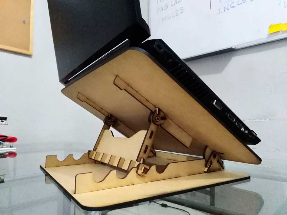 Laptopstand modelling