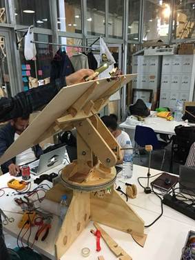 Descripcin: http://archive.fabacademy.org/archives/2017/fablabbcn/students/2/Pictures/11_Machine_Design/IMG_1861.jpg