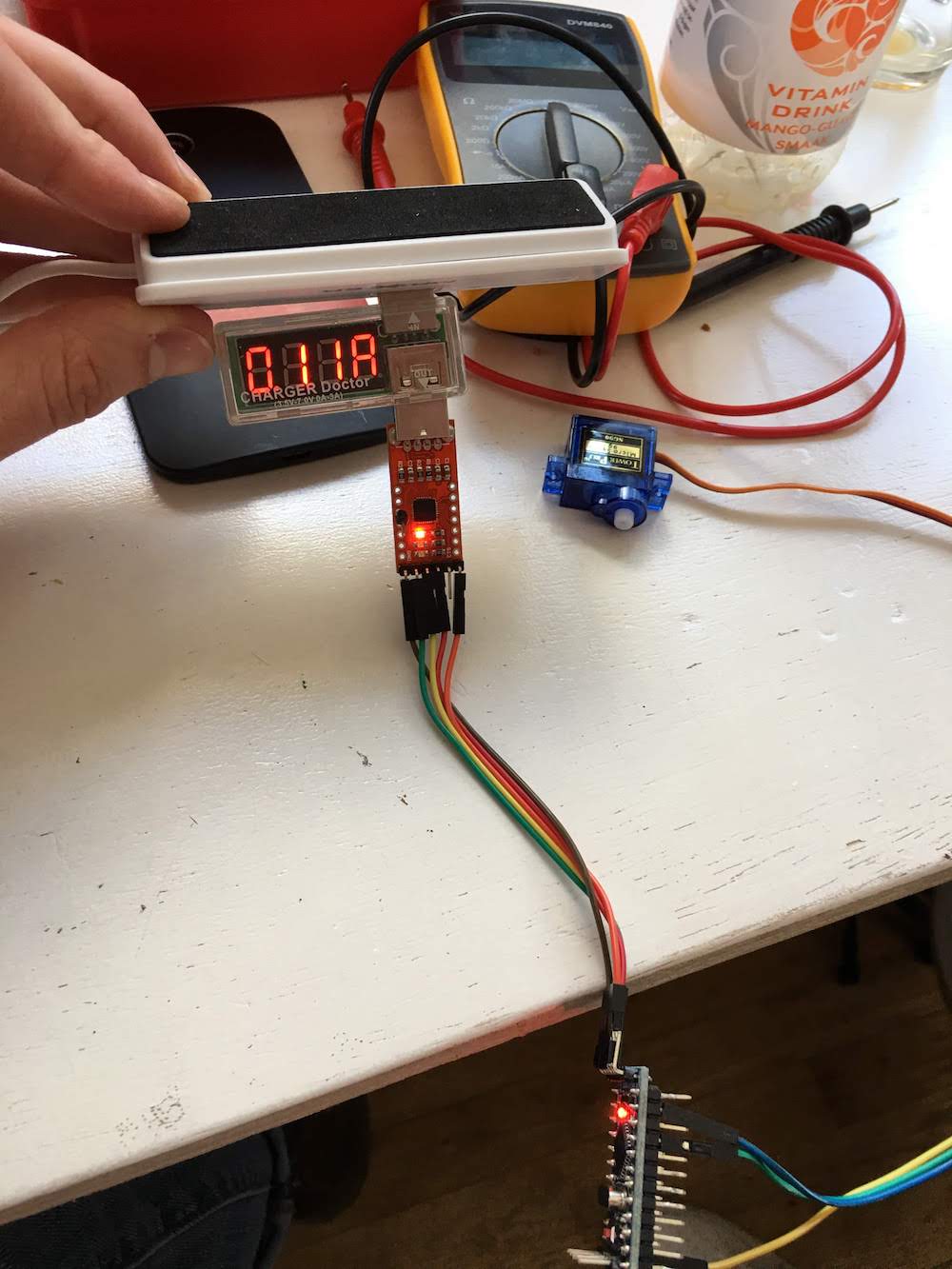 One connected servo to our Arduino