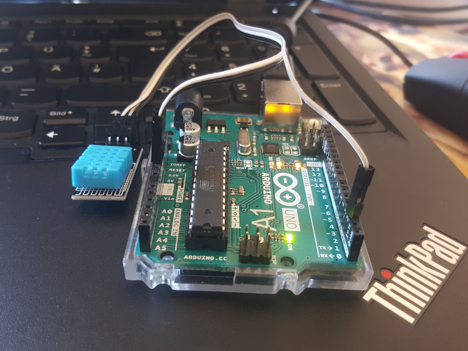 image setup: sonsor connected to Arduino