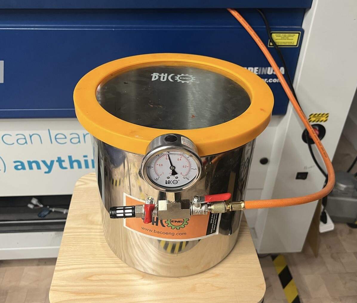 Vacuum chamber