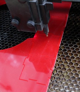 Laser-cutting a press-fit kit (acryl)