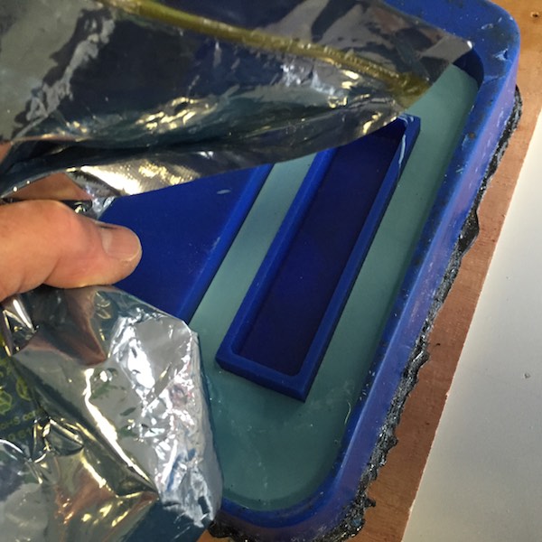 filing mold with OOMOO 25 silicone rubber
