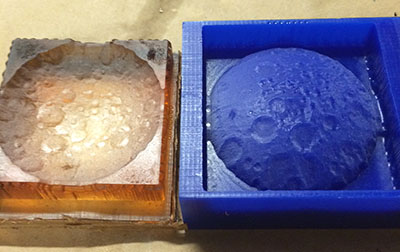 Grandmother and mother mold