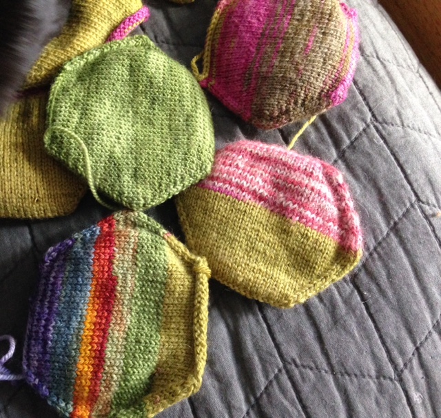 knit hexagons