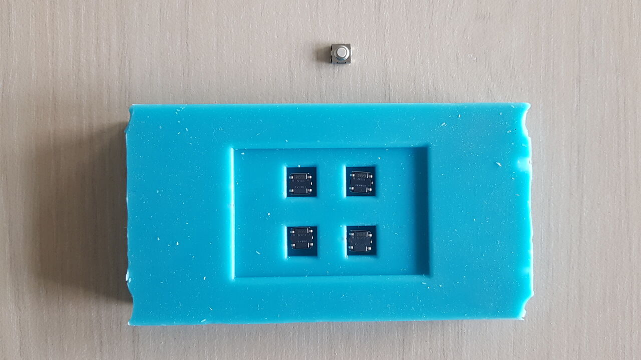 Keypad with push buttons