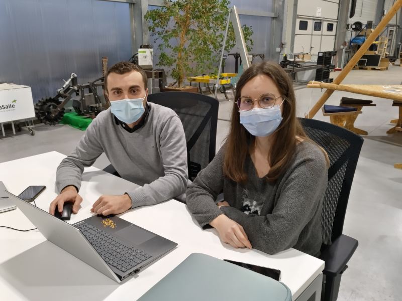 Aurore Kubica (FabAcademy student) & Théo Gautier (AgriLab co-instructor) working on CAD