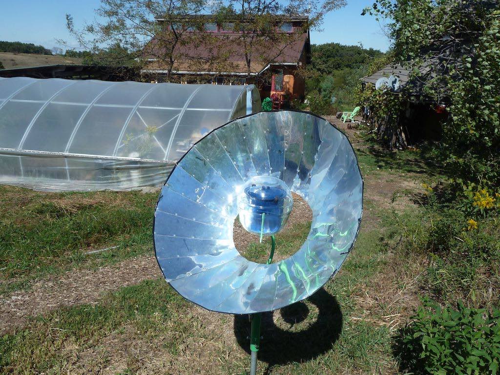 concentrating solar cooker at surya nagar