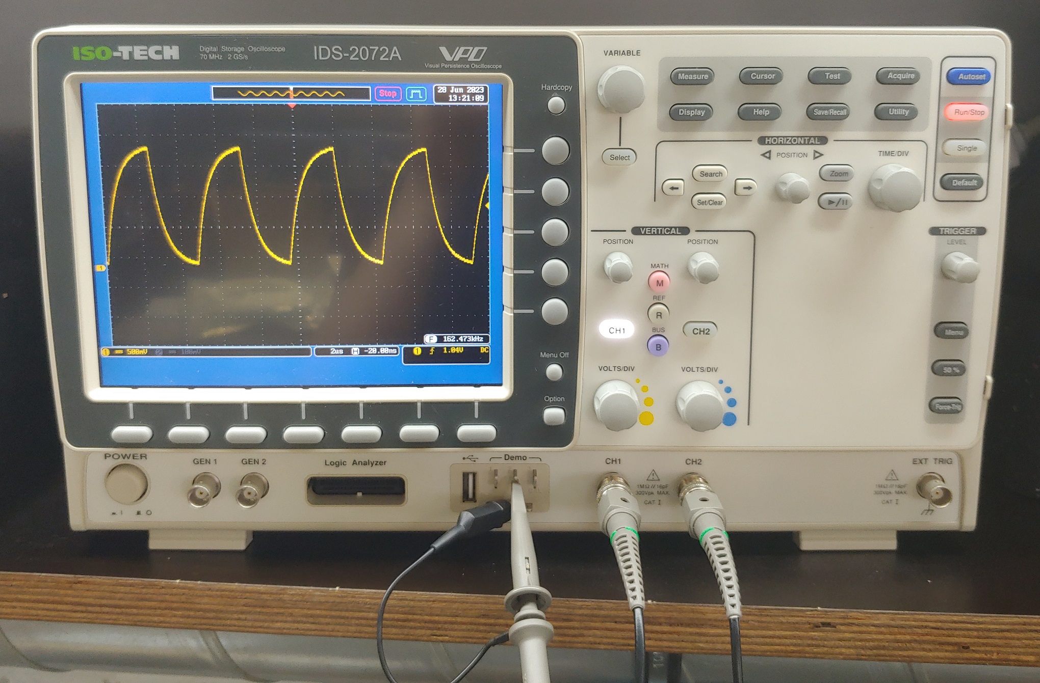 If You can read this an image didn't load - Oscilloscope_Demo2