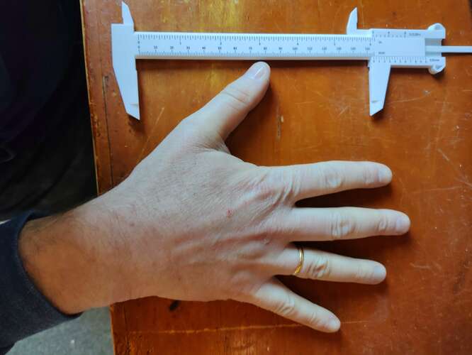 hand_size_reference