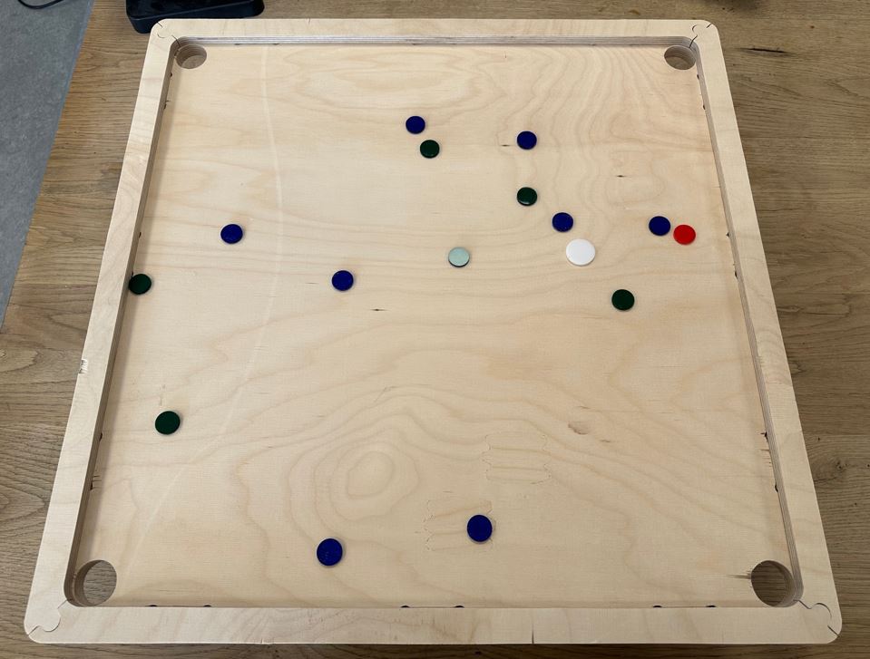 Carrom mid-game