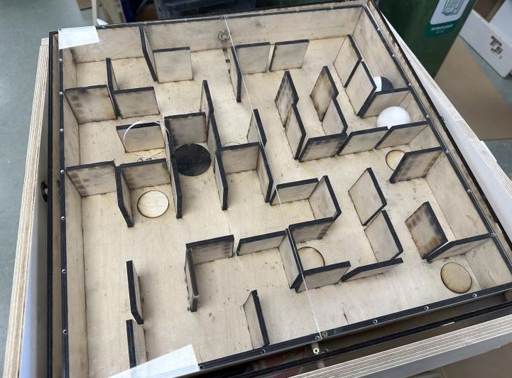 Maze game