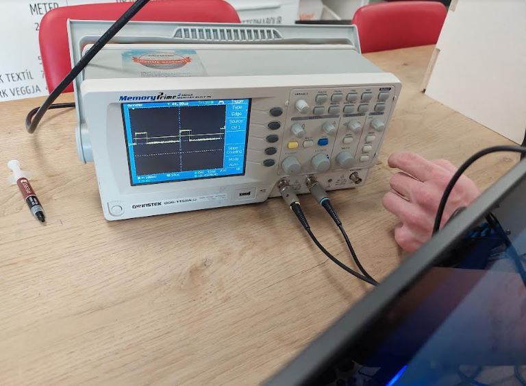 Oscilloscope 5