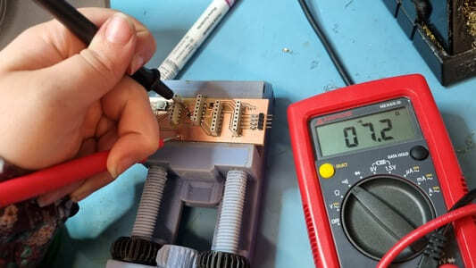 Checking with the multimeter