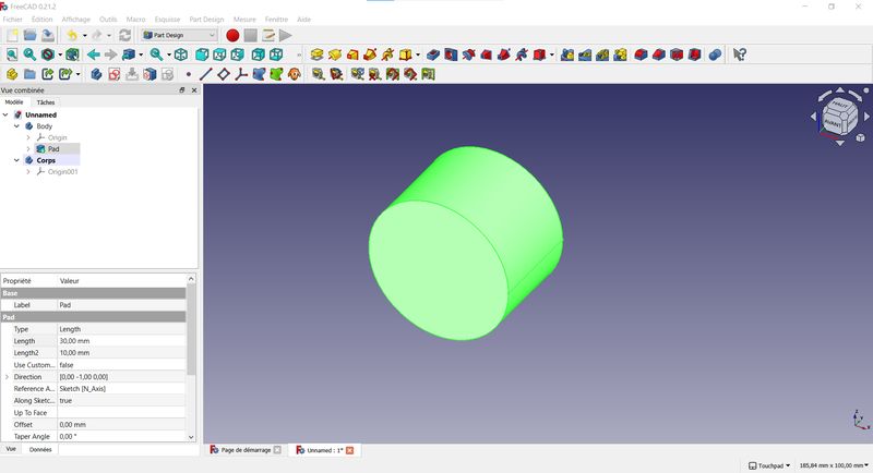 Printscreen of an extruded circle's informations in Freecad.