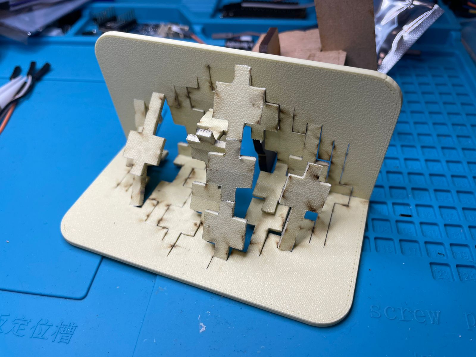 Geometric popup - view 3