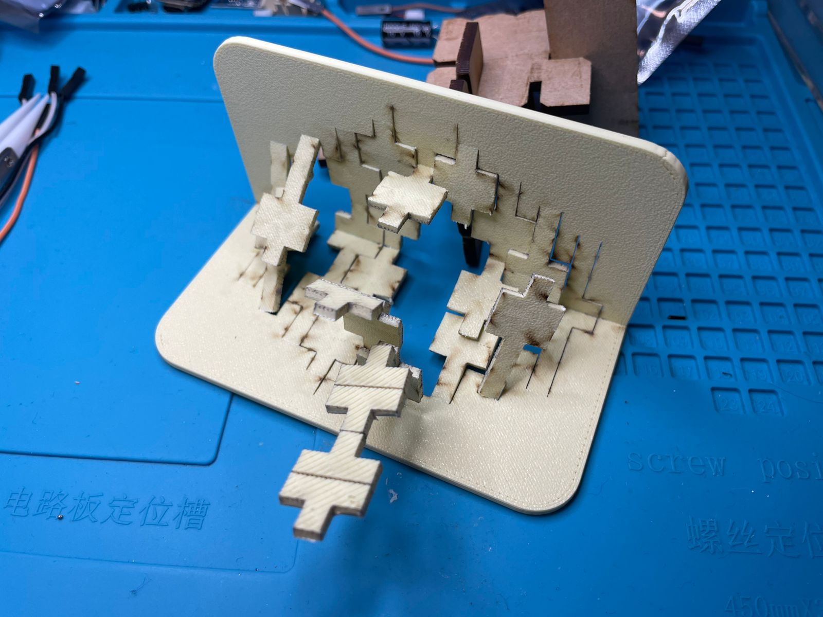 Geometric popup - view 4