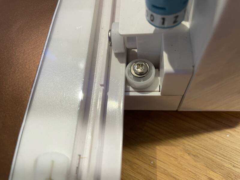 put in bed until the mark is alligned with the edge of the machine