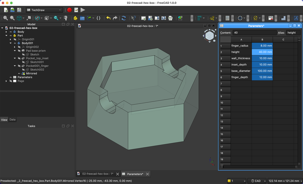 FreeCAD interface with parameters.