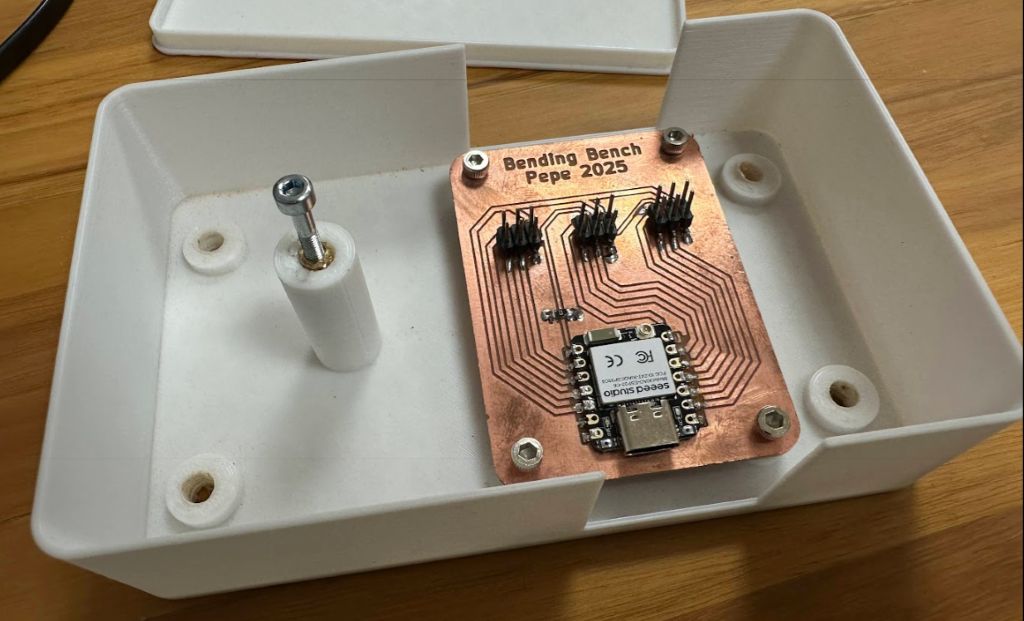 Lid central PCB