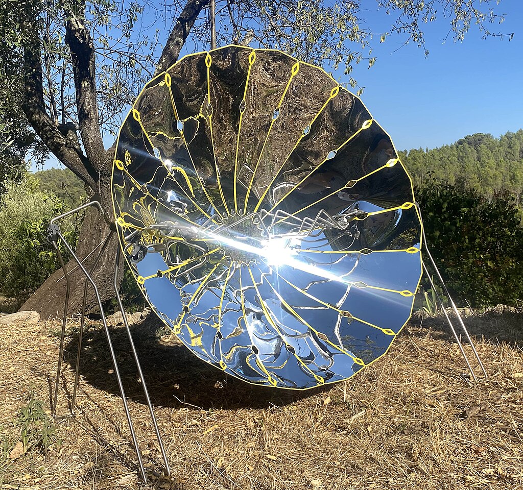 Optical Solar Cooker