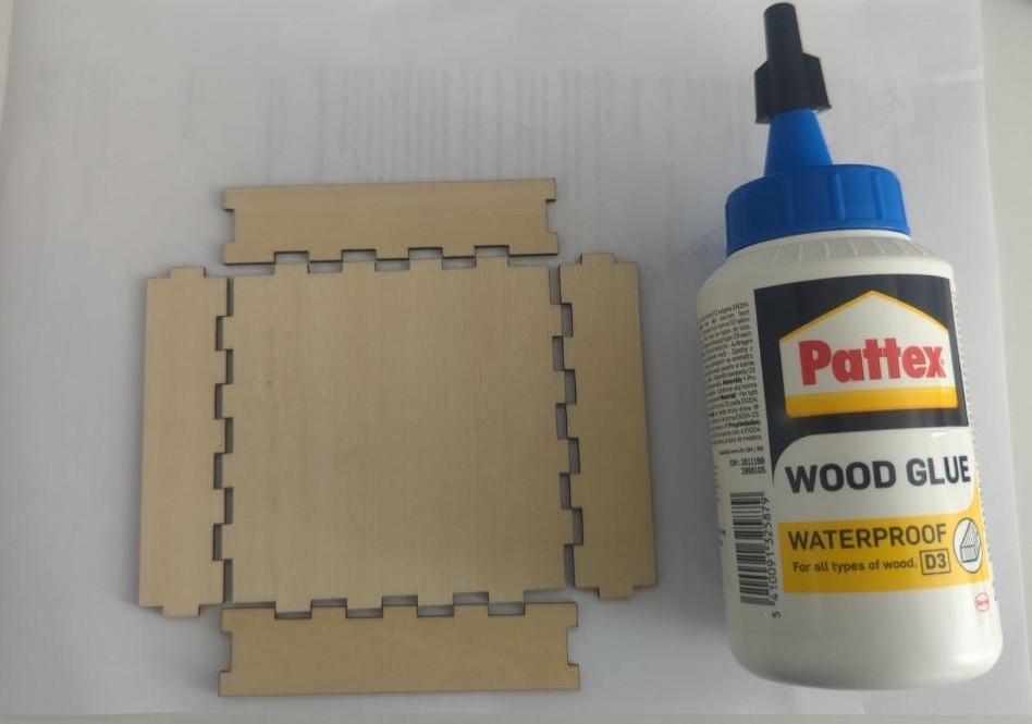 Gluing the box