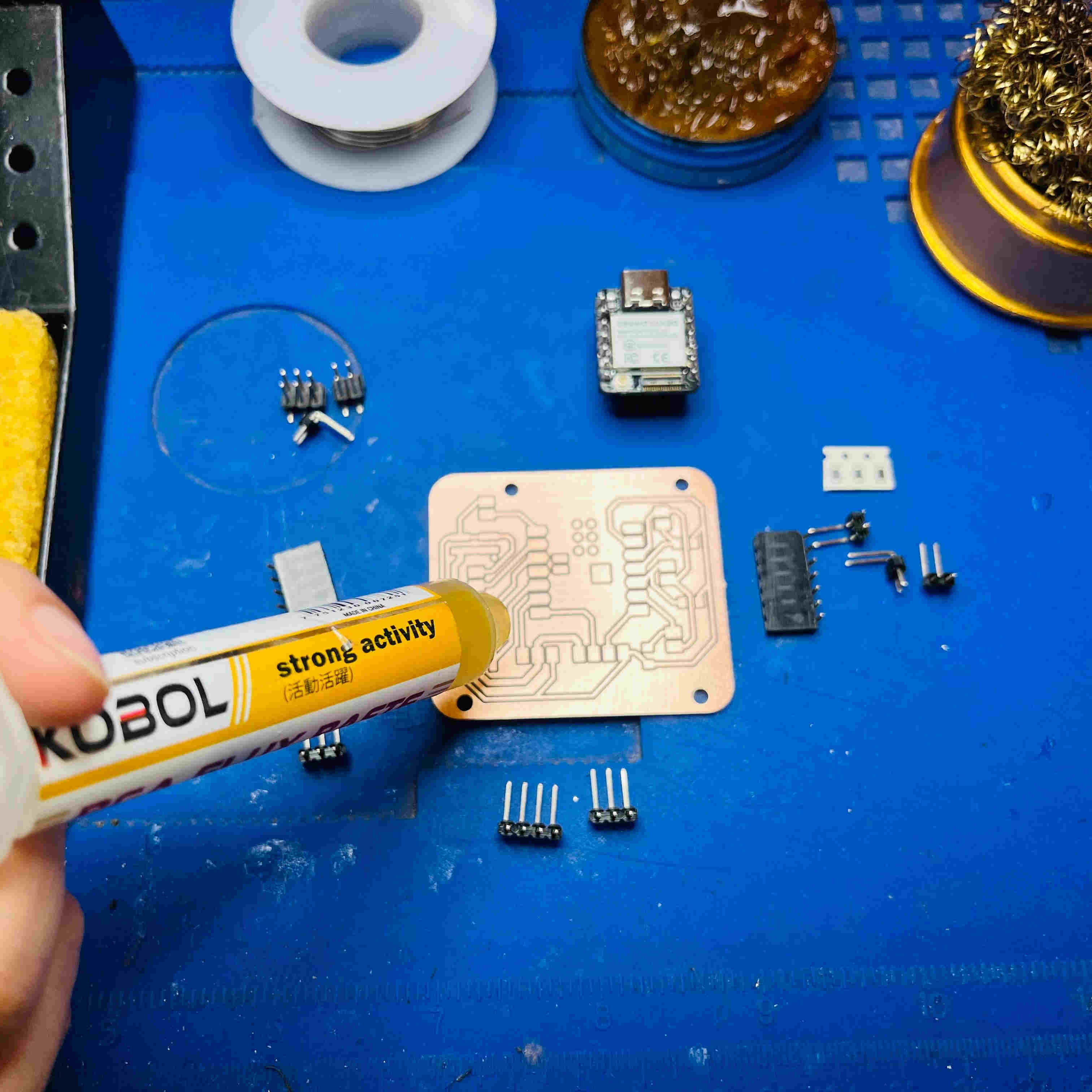 Applying flux