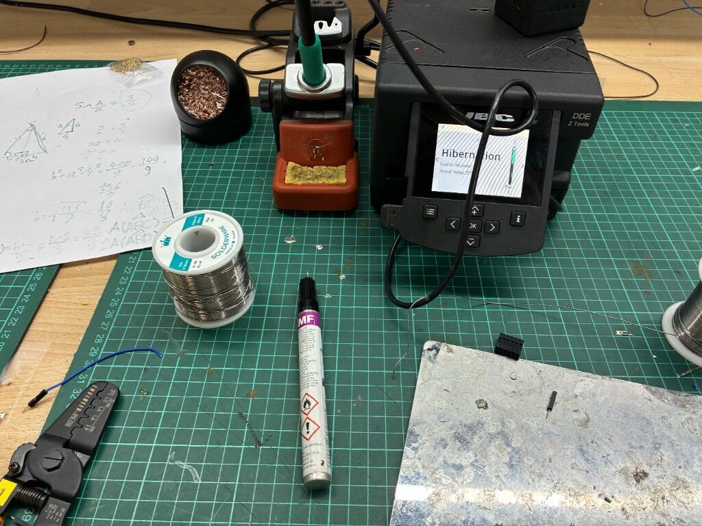 Soldering equipment
