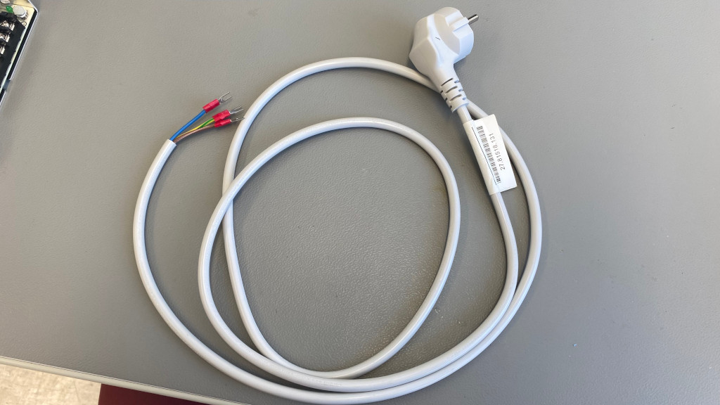 electronics 15