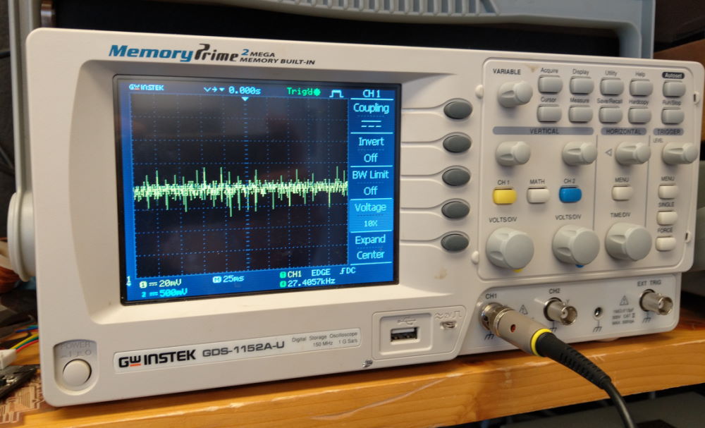 Oscilloscope power supply noise