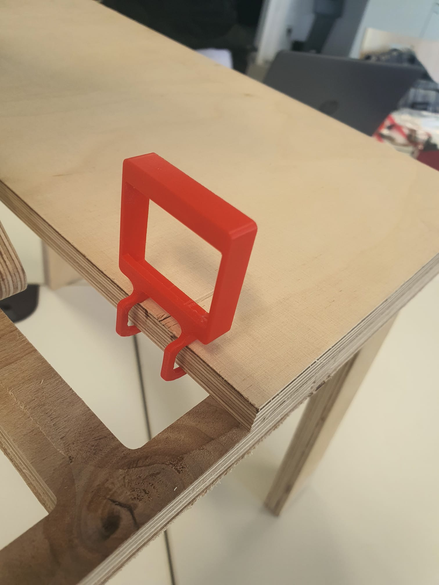 DisplayClampTesting