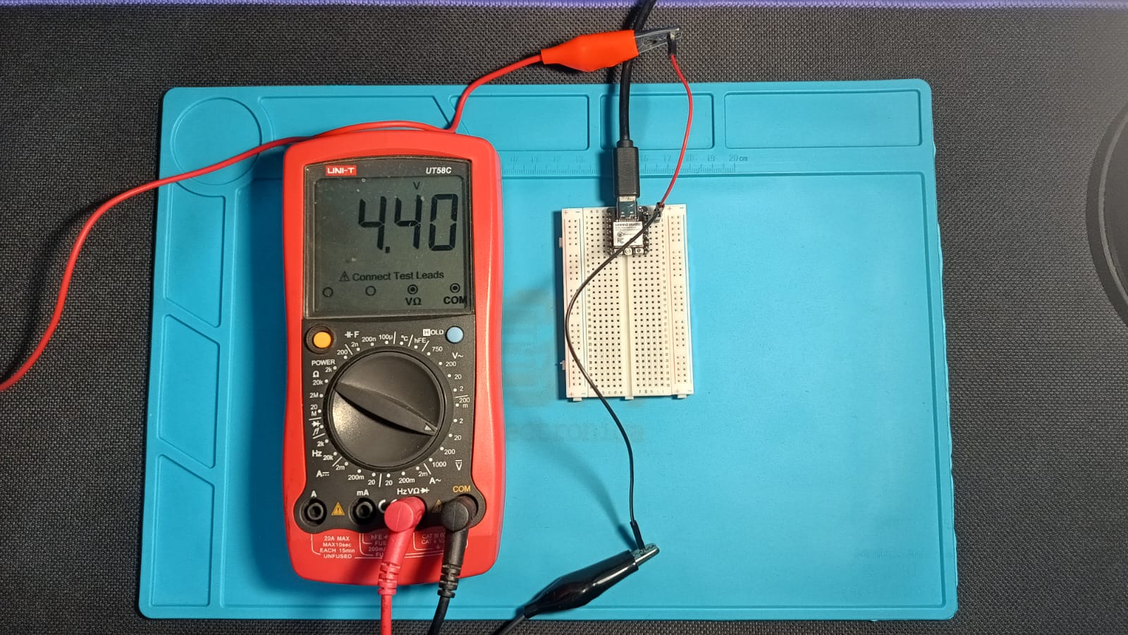Voltage reading from multimeter