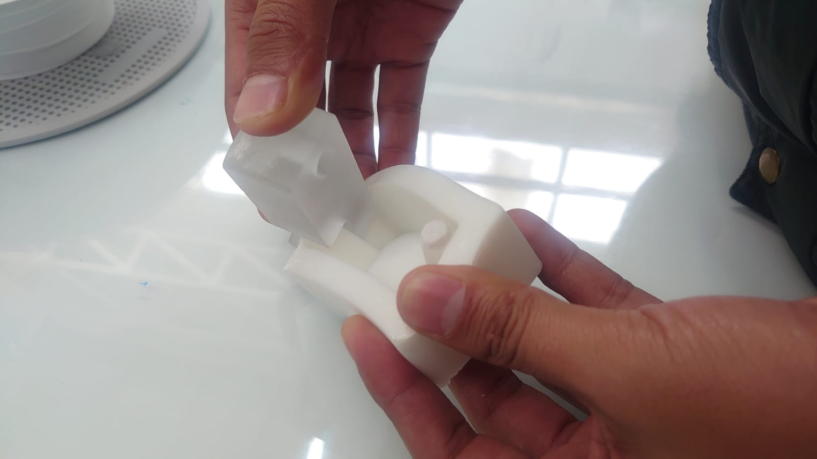 Epoxy resin casting