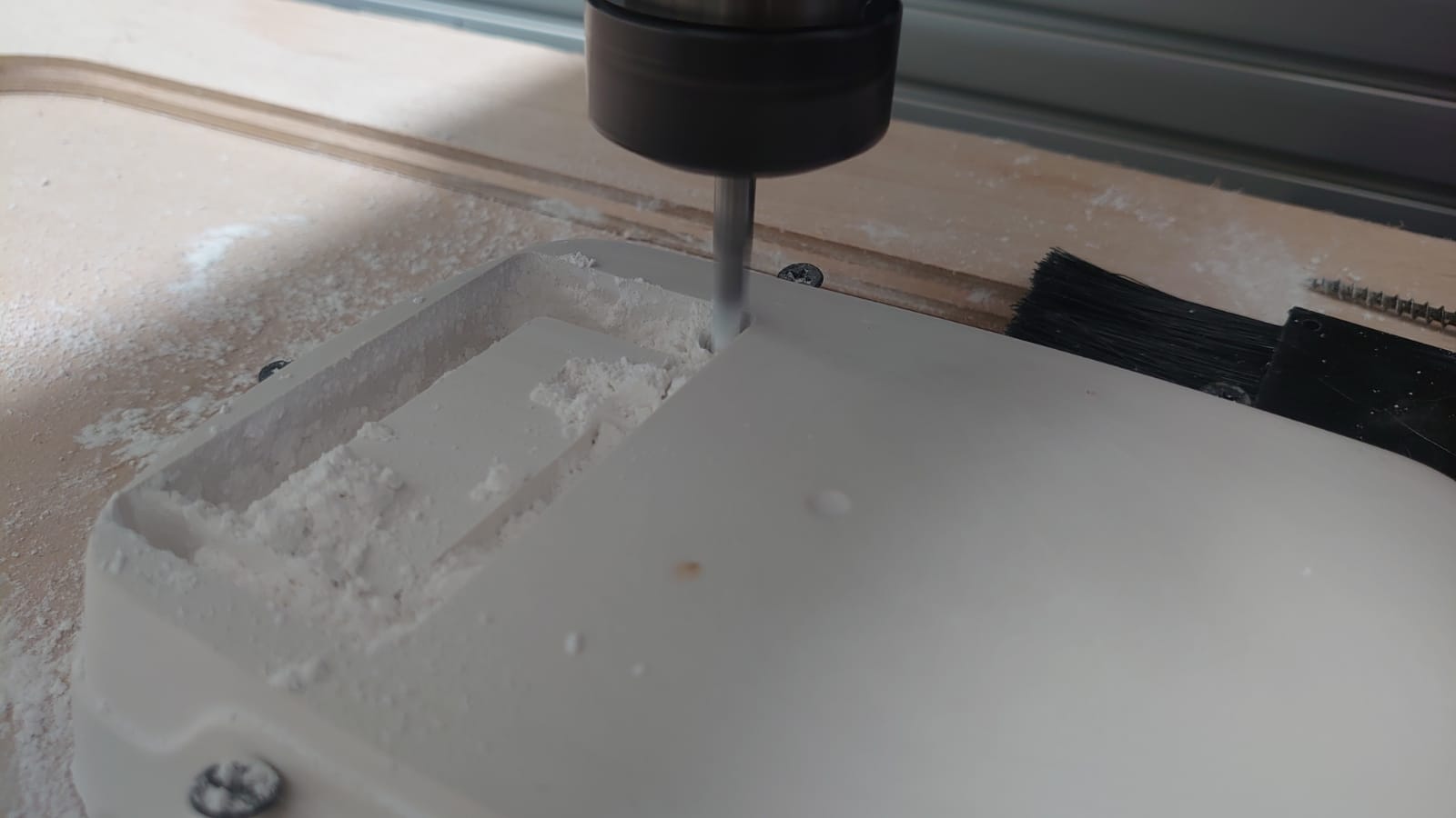 Milling the mold on CNC
