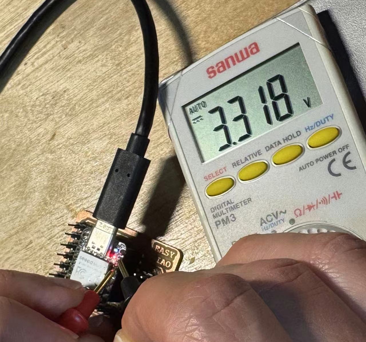 Multimeter_Voltage_3.3V.jpg