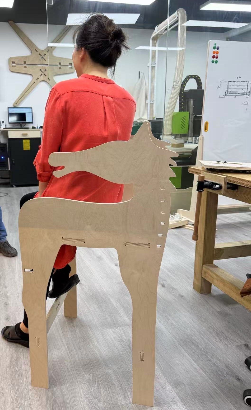 Pony_stool_1.jpg