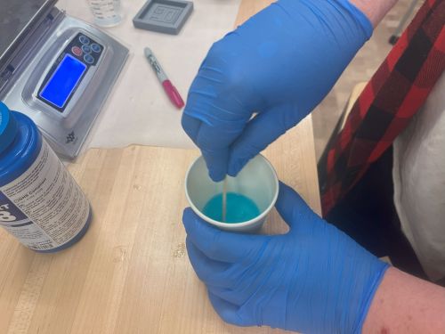 KazMixingIsopropylAndDishSoap