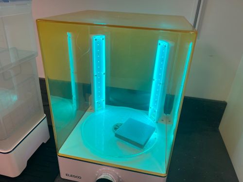 Resin Print in Curing Station