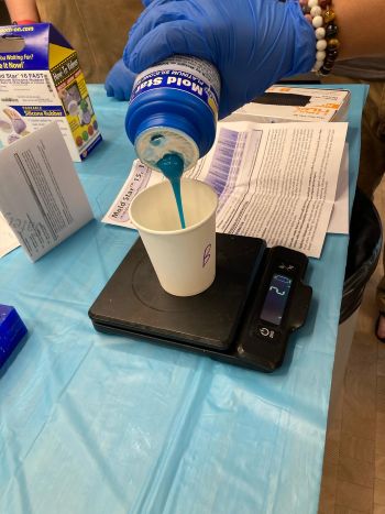 picture of weighing
