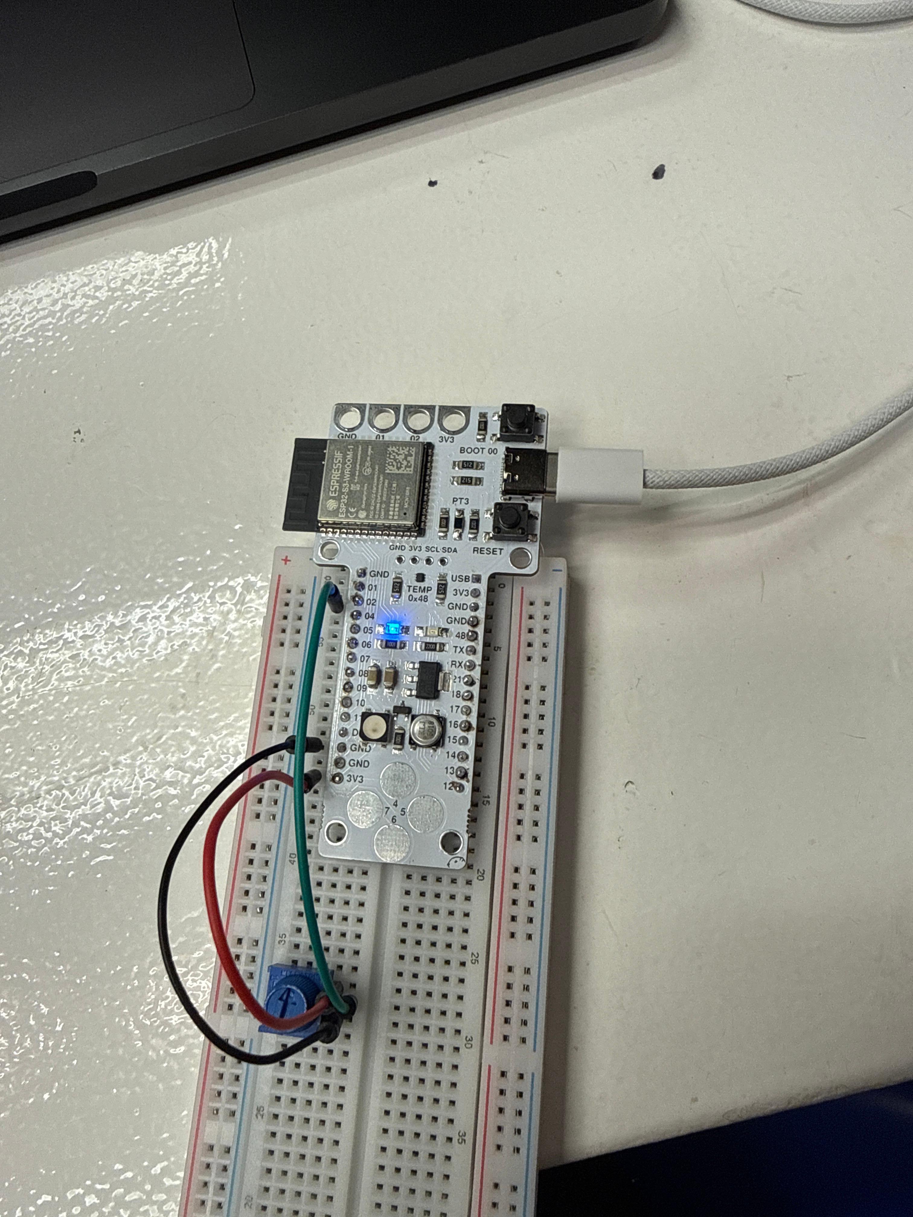 Barduino with potentiometer on breadboard