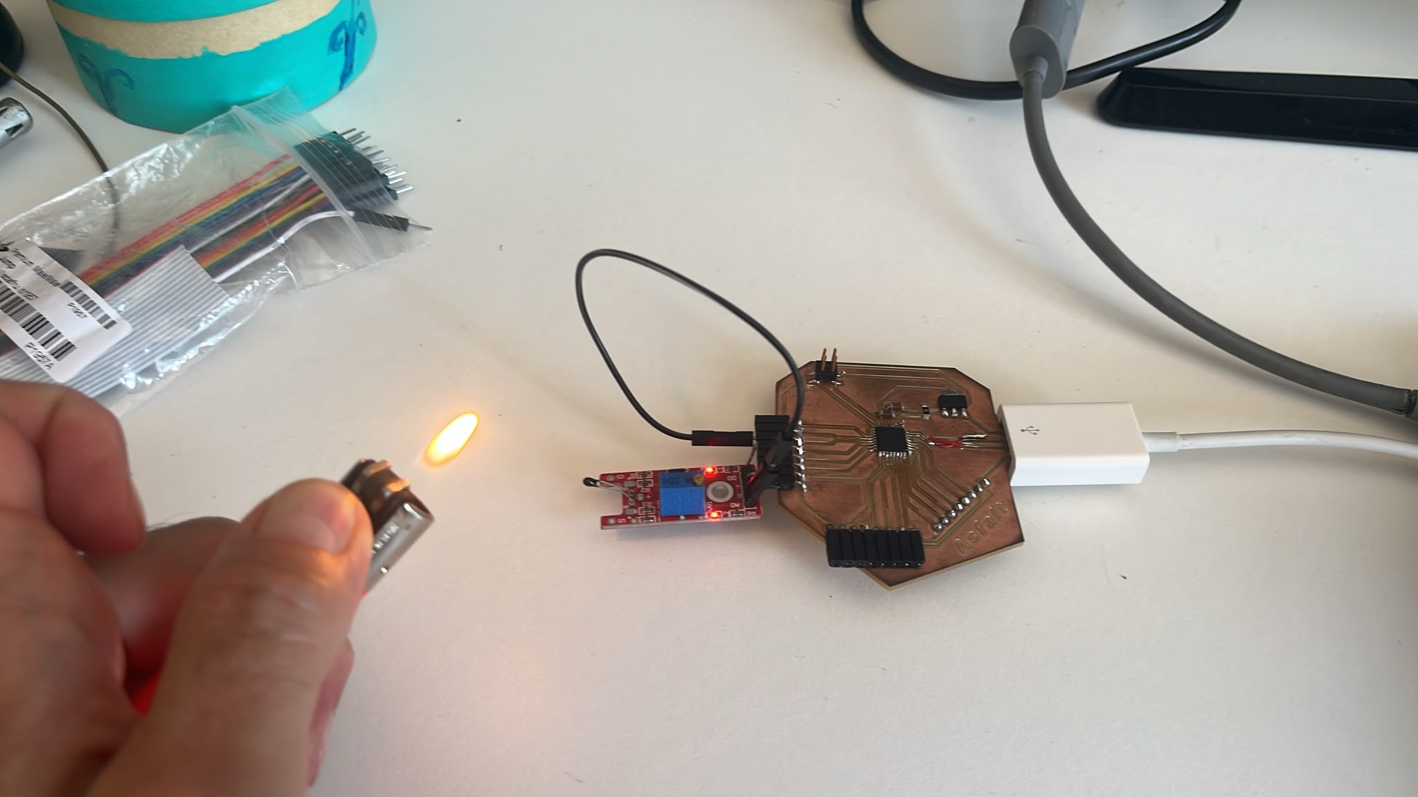 Heating thermistor for response testing