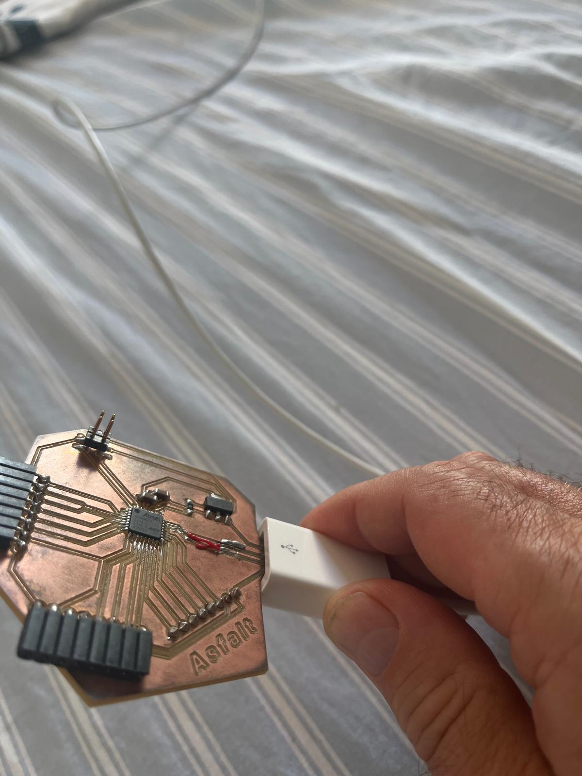 ASFALT PCB unstable USB behavior