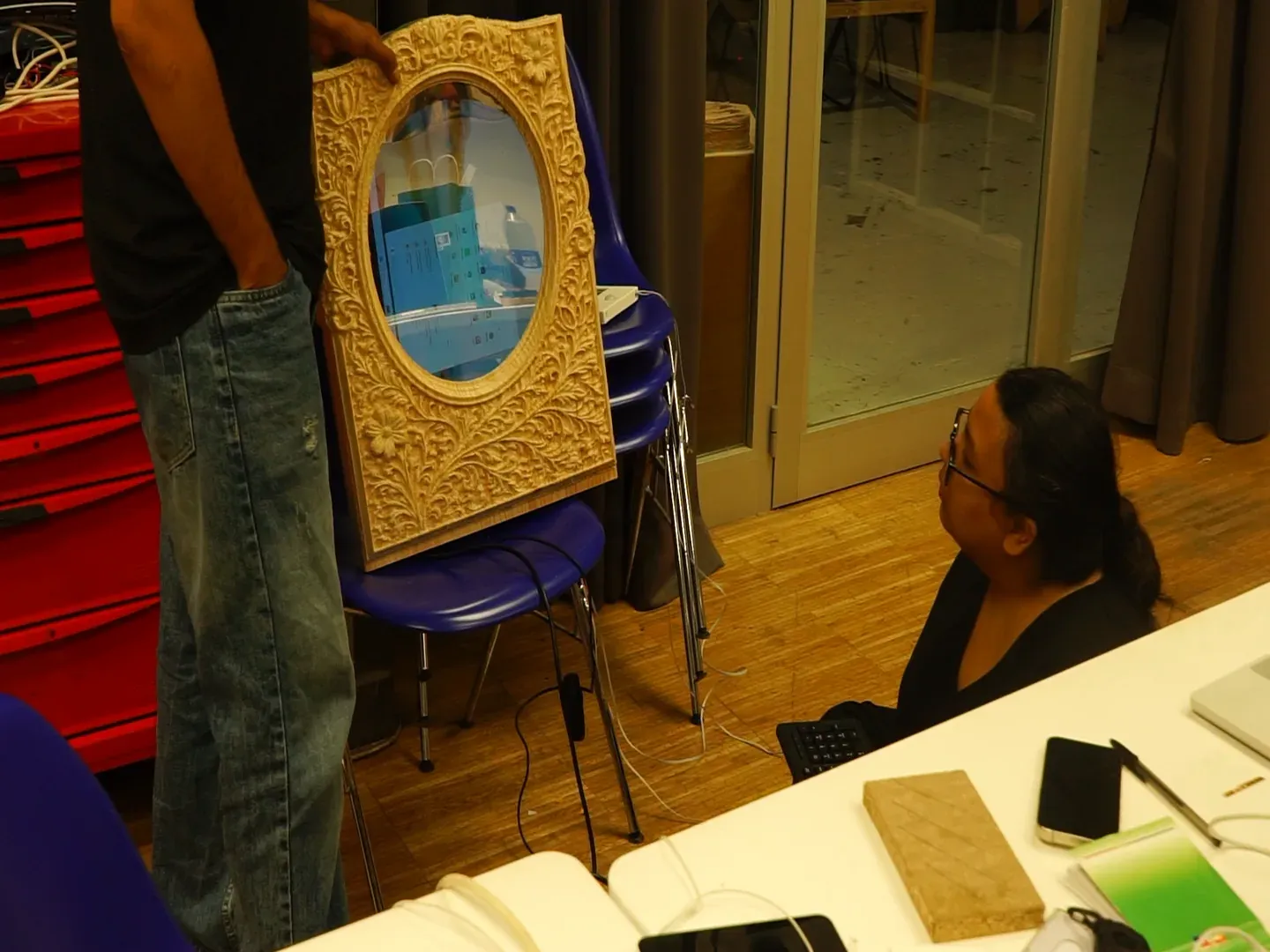 A first-time viewer experiencing the mirror during a lab test