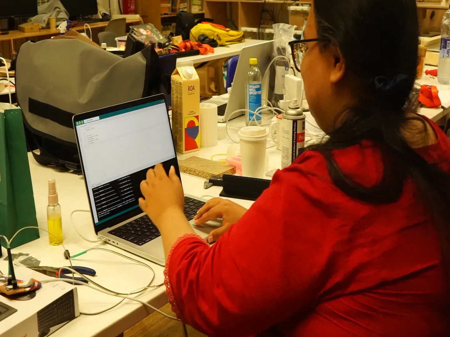 Programming the XIAO firmware in the Arduino IDE with serial monitor output
