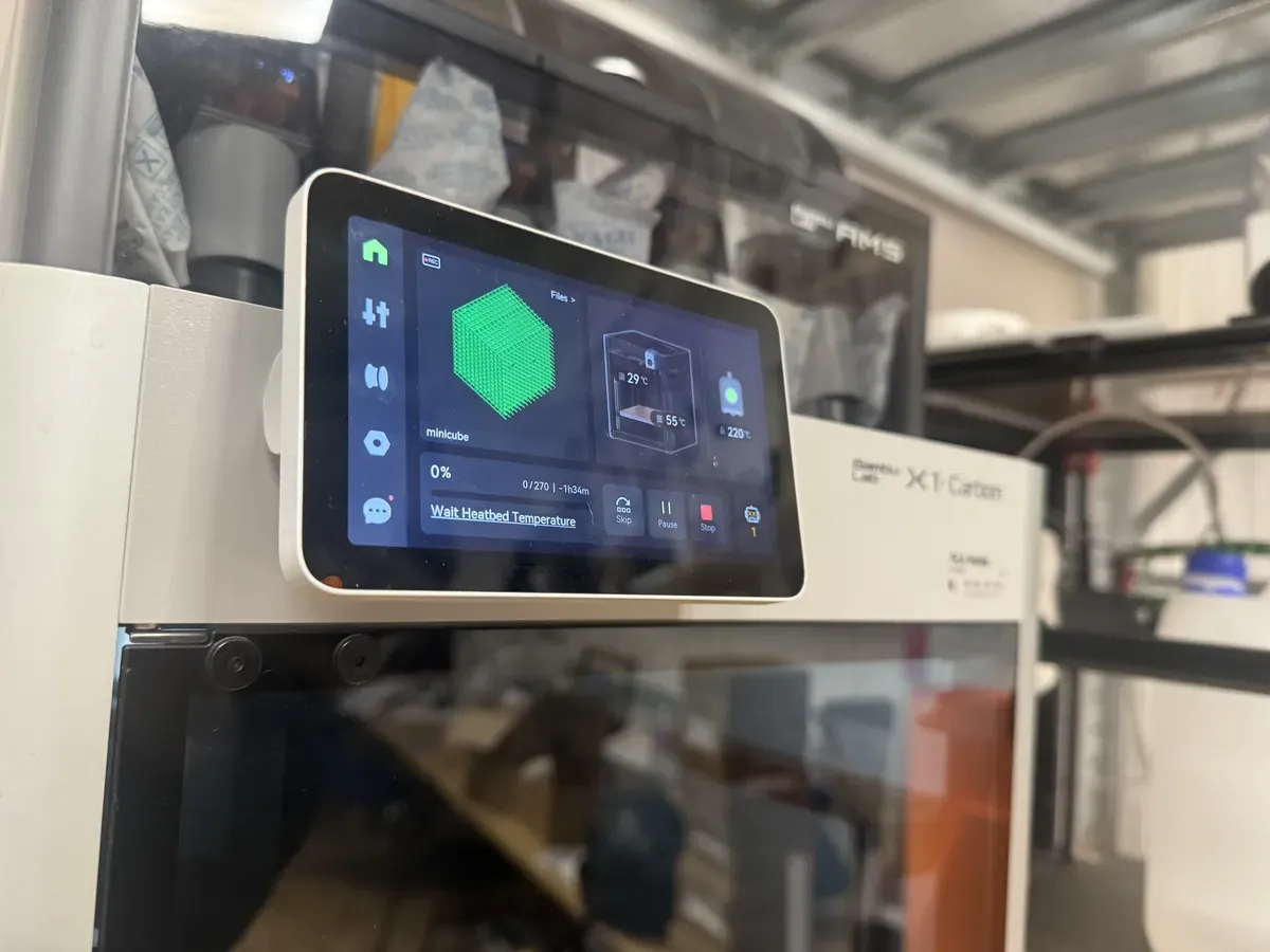 Bambu Lab X1 Carbon display showing the lattice cube model queued for printing