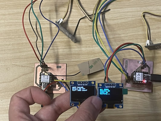 Two-node LoRa setup — XIAO ESP32-C3 and XIAO RP2040 with Grove LoRa 868 MHz radios and OLED displays