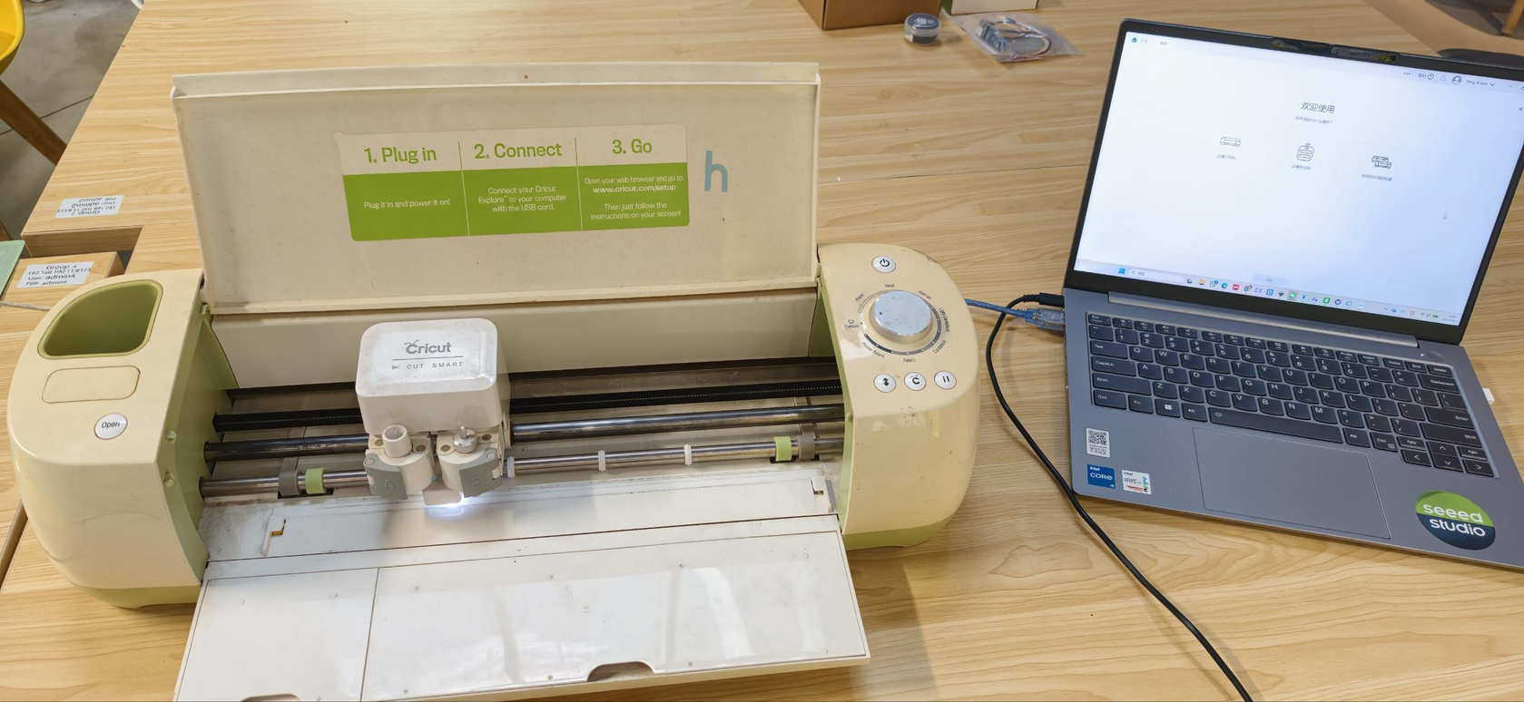 Cricut machine and cutting mat setup